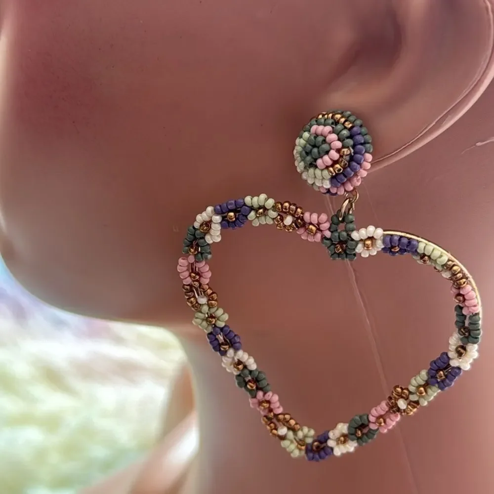 Noir floral heart shaped earrings